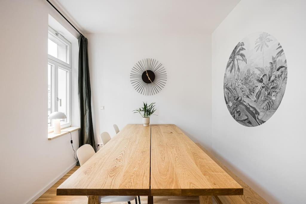 Stylisches Zentrales City-Apartment Mit 2 Balkonen Leipzig Eksteriør bilde