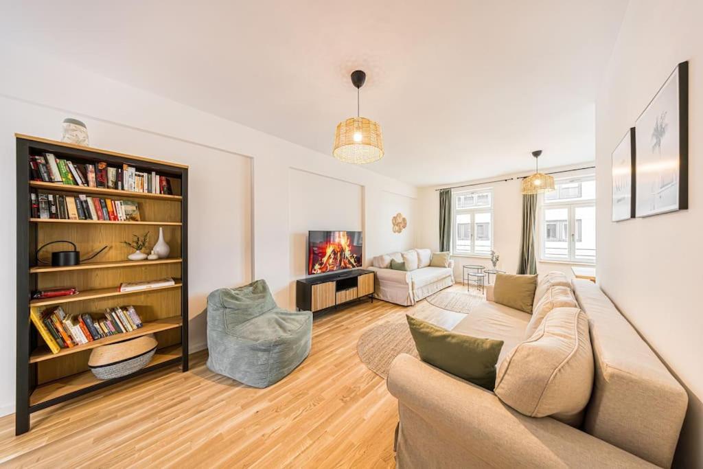 Stylisches Zentrales City-Apartment Mit 2 Balkonen Leipzig Eksteriør bilde